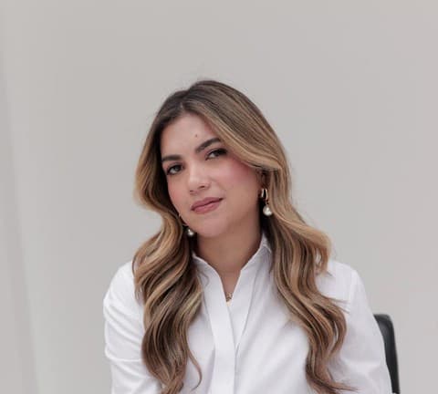 Kelly Castañeda — Founder of Elevare Careers